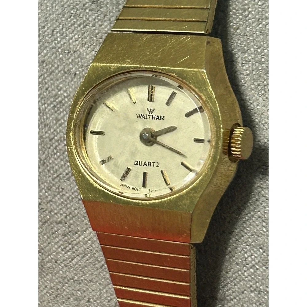 Waltham Ladies Dress Cocktail Wrist Watch Gold Tone Quartz XL694-202 NeedBattery